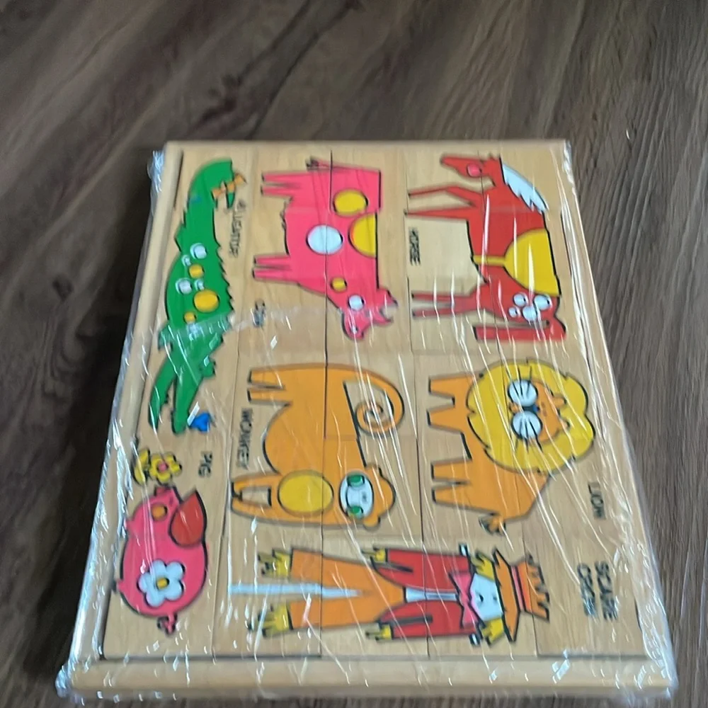 Vintage Solid Wood Doble Sided Puzzle Wild Animals/ Farm. 30 pieces